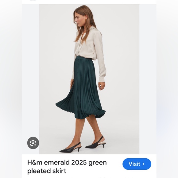 H&M emerald 2025 green
pleated skirt size 8 - Picture 2 of 5